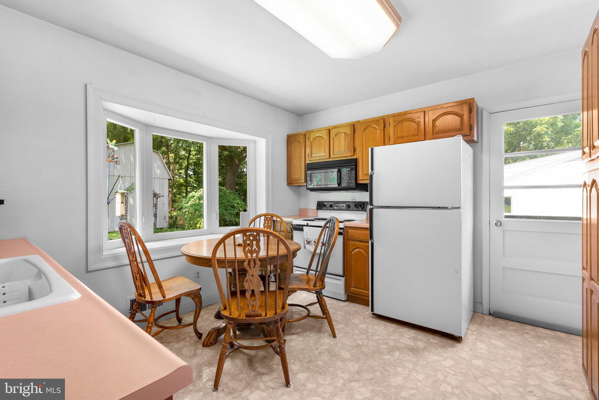 KNOLLWOOD ESTATES - Residential