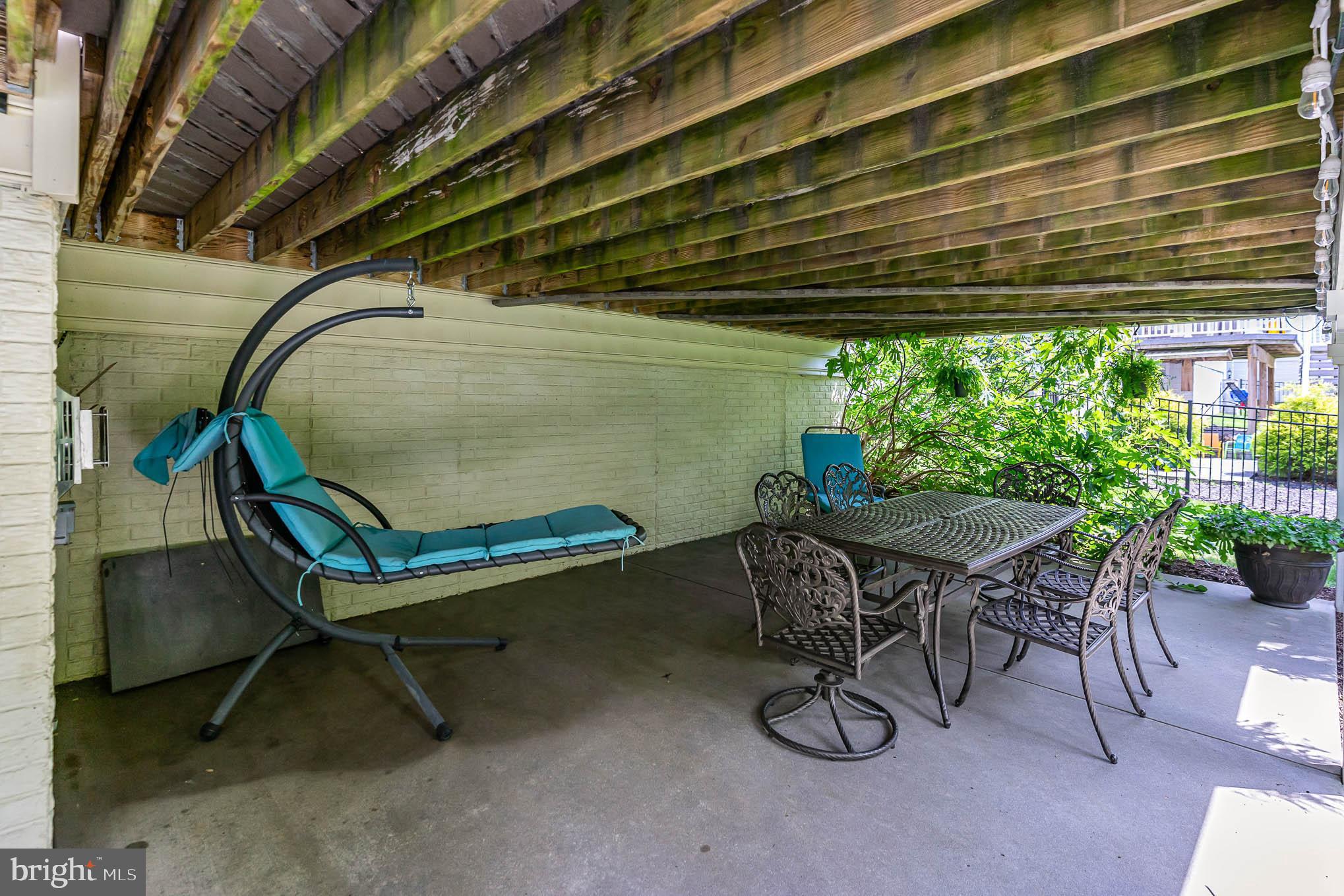 ENCLAVE AT PERRY HALL - Residential