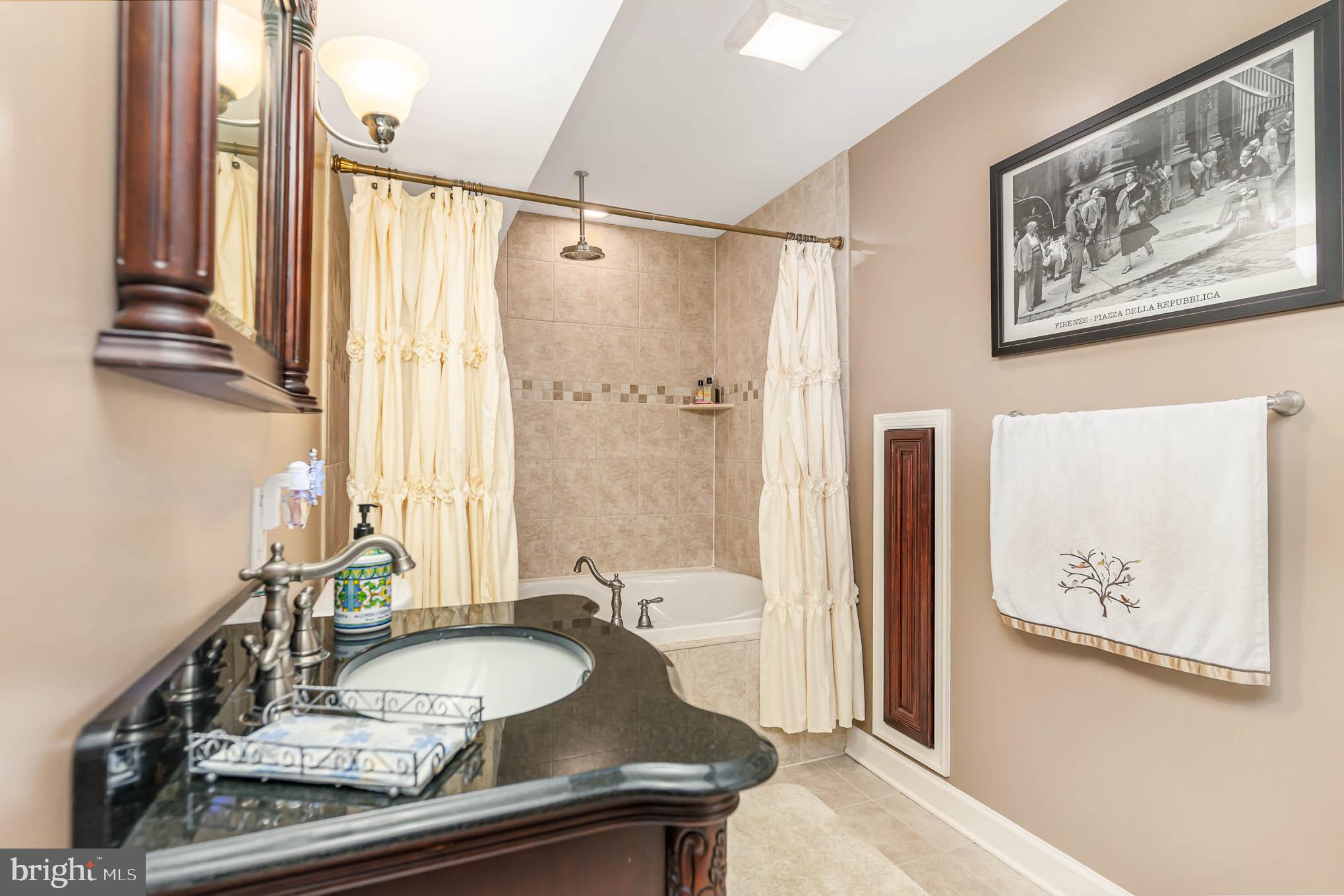 ENCLAVE AT PERRY HALL - Residential