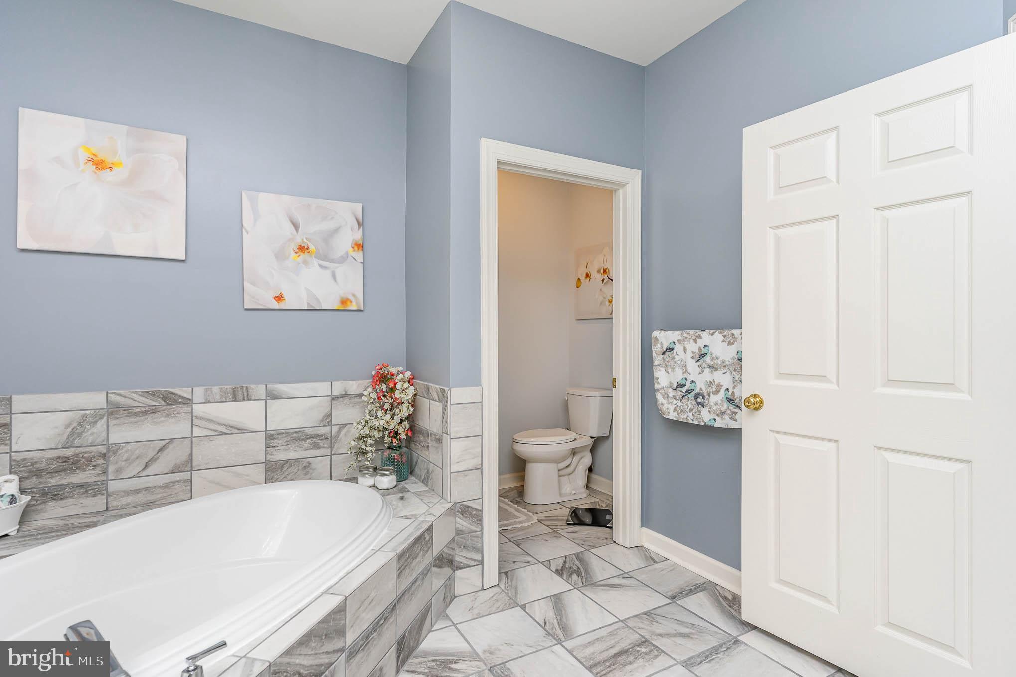 ENCLAVE AT PERRY HALL - Residential