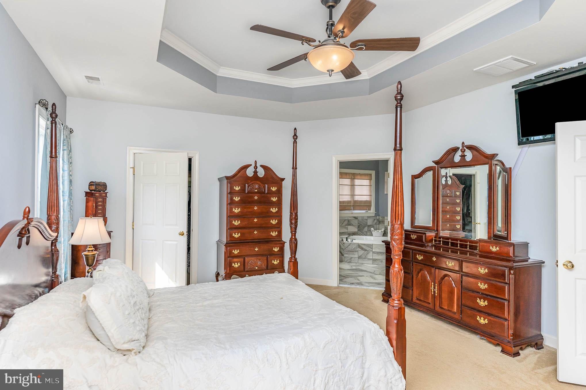 ENCLAVE AT PERRY HALL - Residential