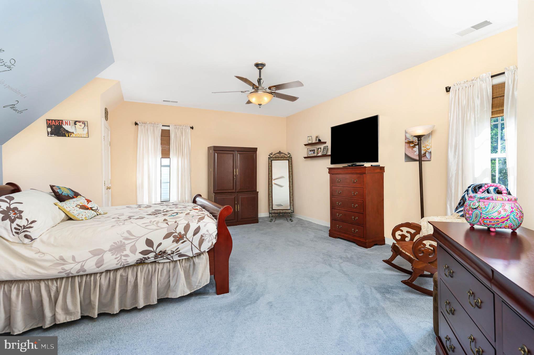 ENCLAVE AT PERRY HALL - Residential