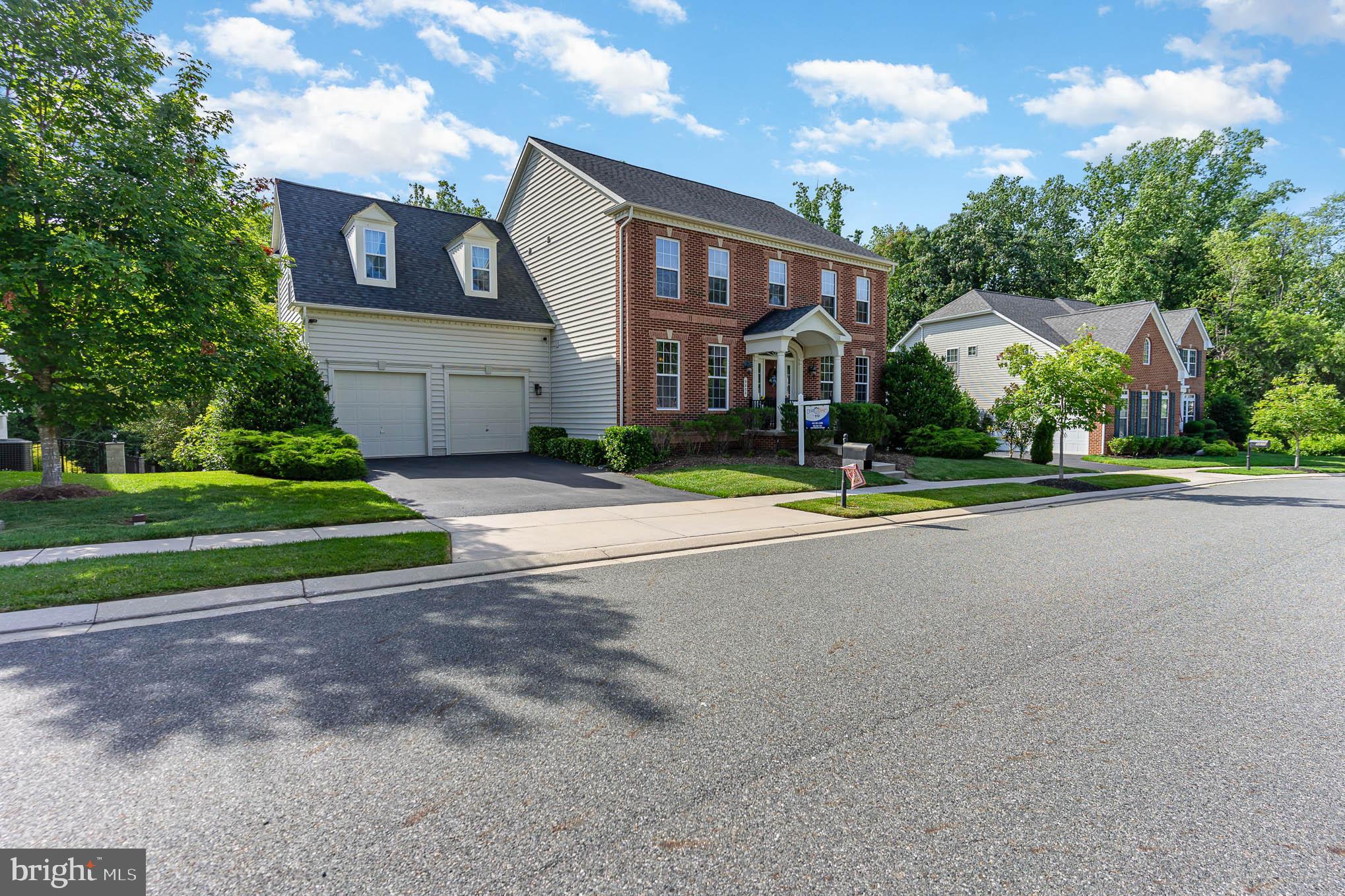 ENCLAVE AT PERRY HALL - Residential