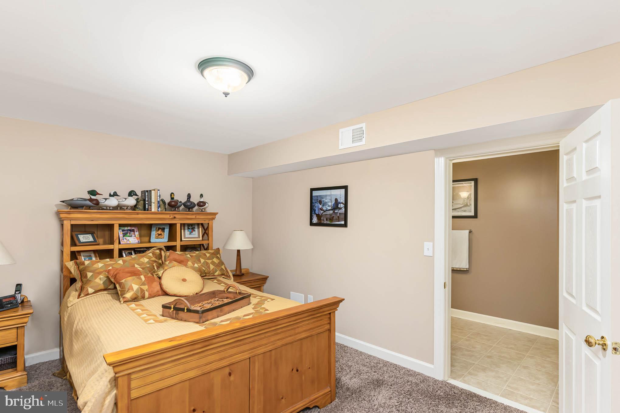 ENCLAVE AT PERRY HALL - Residential