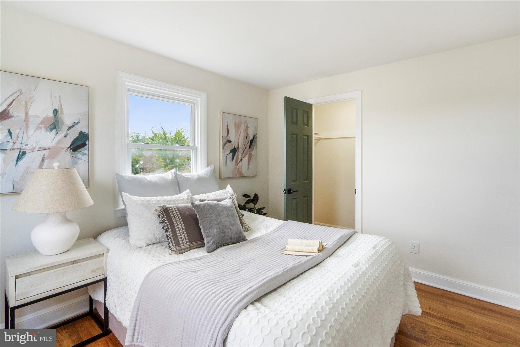 EDNOR GARDENS - LAKESIDE - Residential