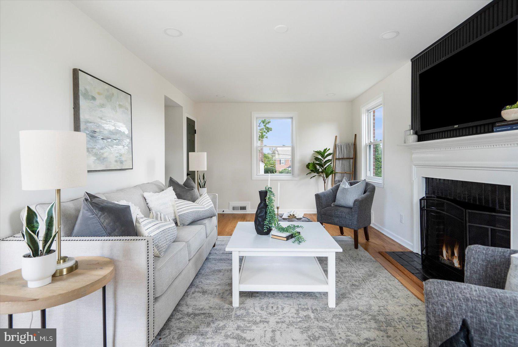 EDNOR GARDENS - LAKESIDE - Residential