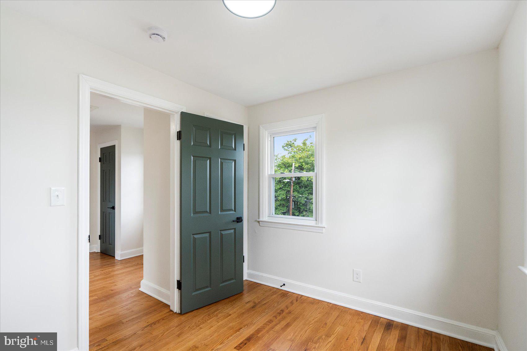 EDNOR GARDENS - LAKESIDE - Residential