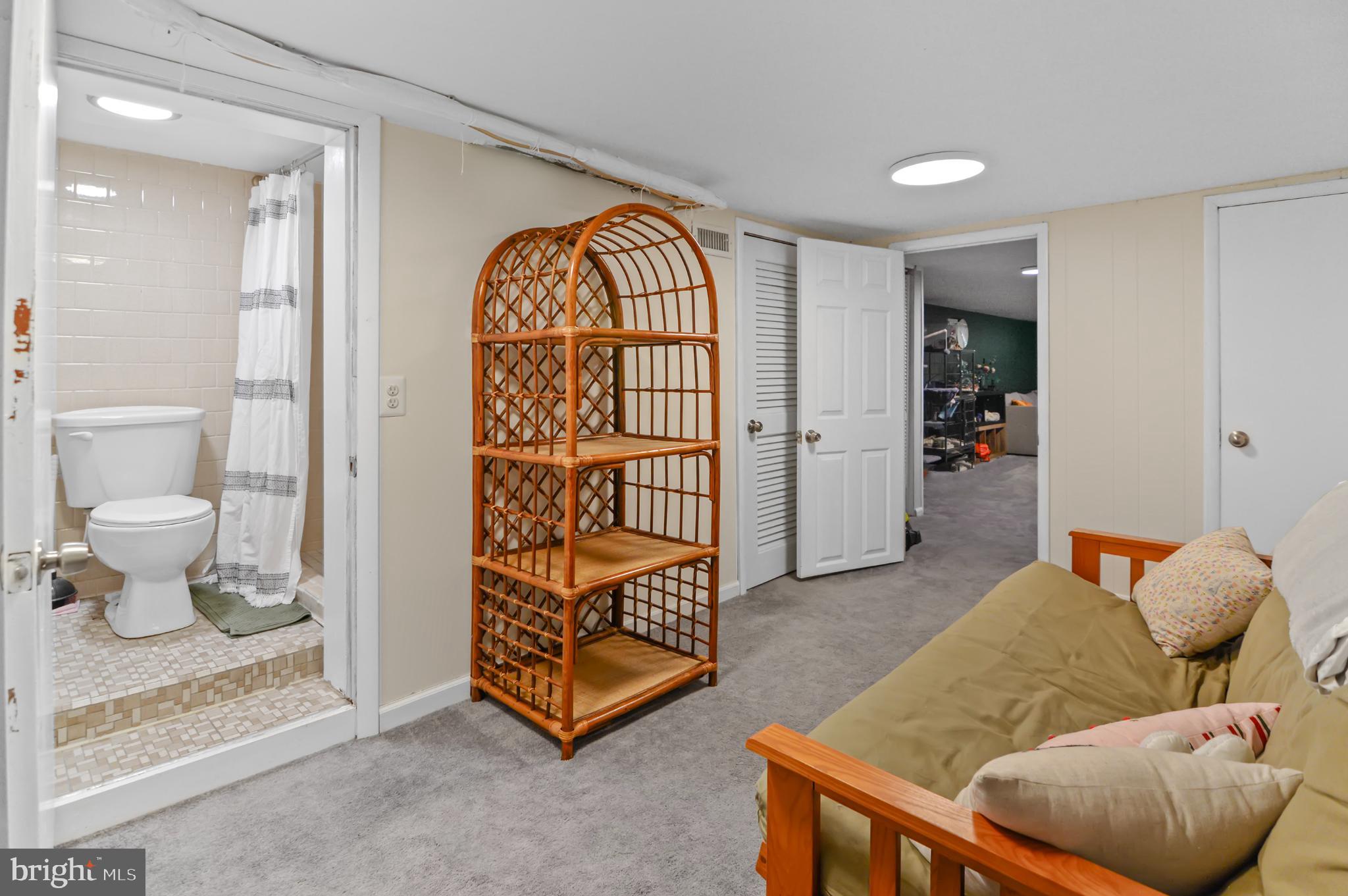 GREEKTOWN - Residential