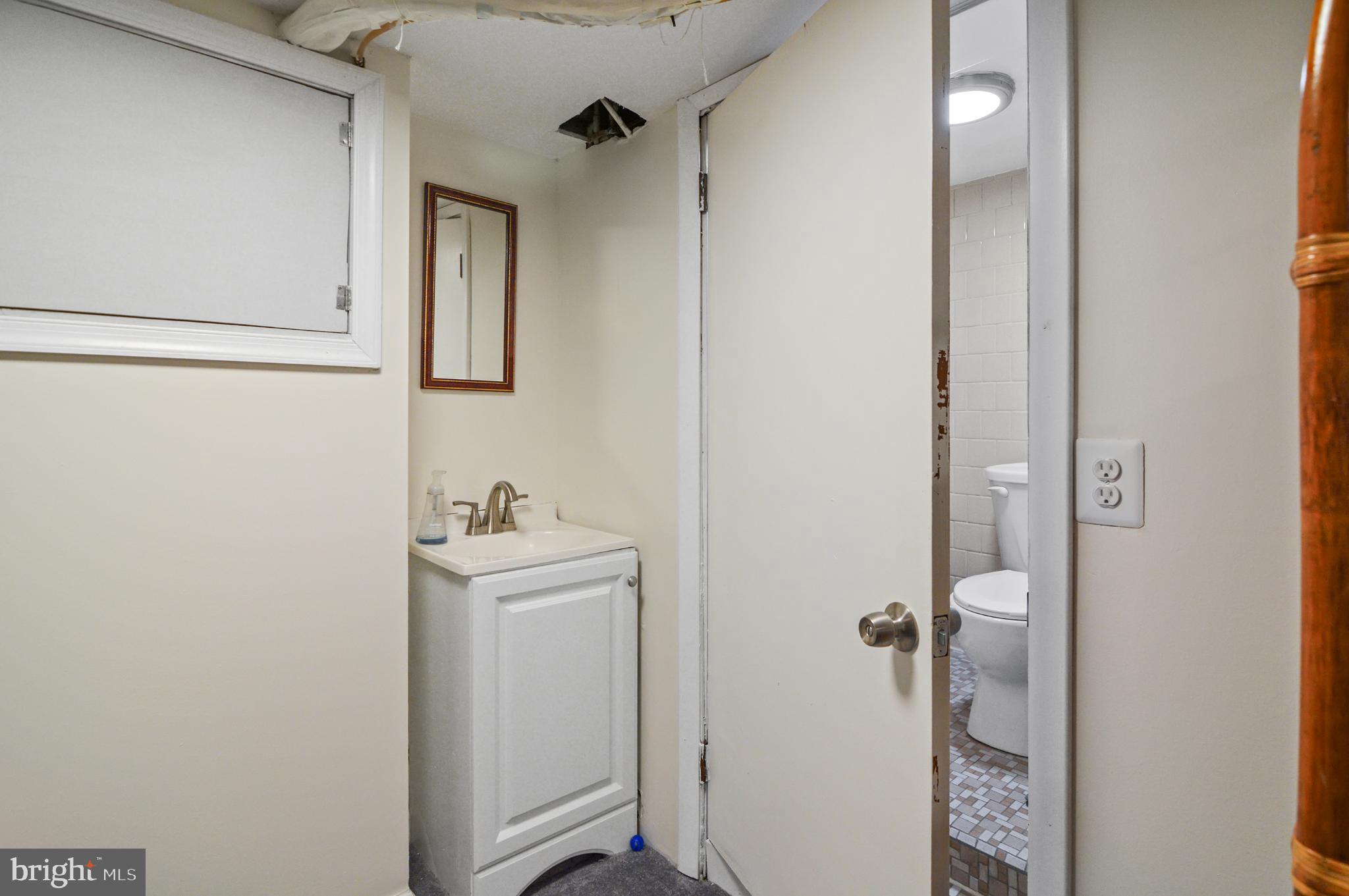 GREEKTOWN - Residential