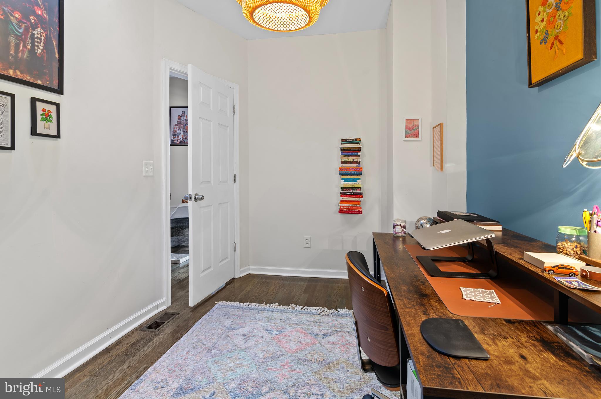 GREEKTOWN - Residential