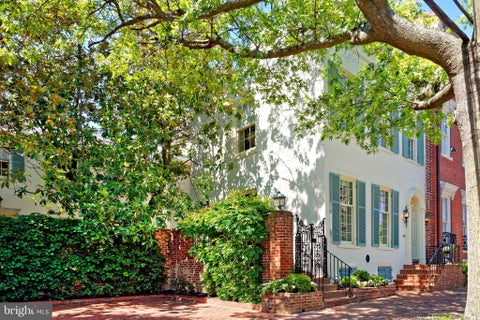 Townhouse For Sale - 516 Duke Street<br/> ALEXANDRIA, VA 22314