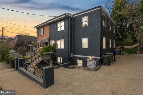 712 CONGRESS STREET SE WASHINGTON DC 20032