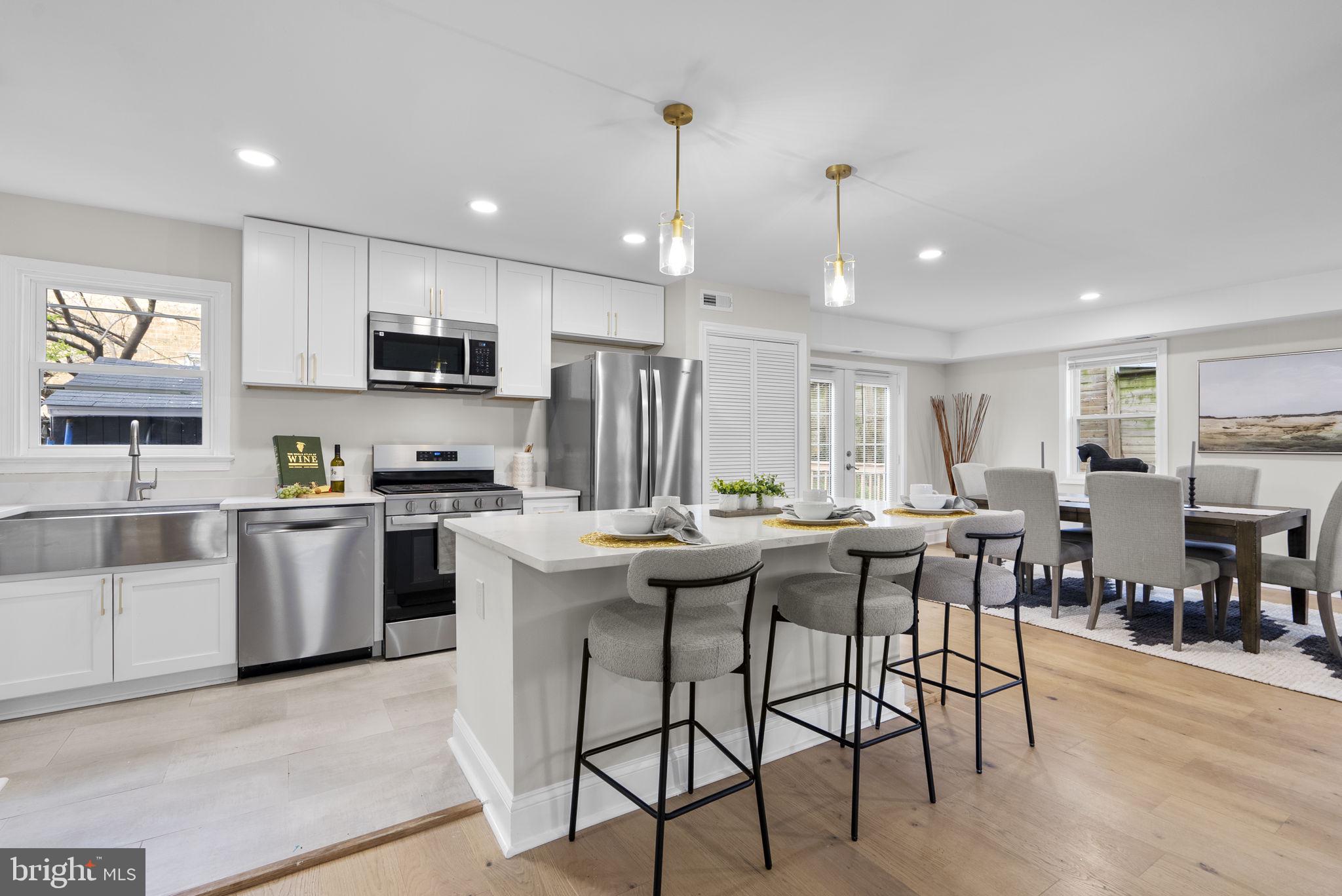 712 CONGRESS STREET SE