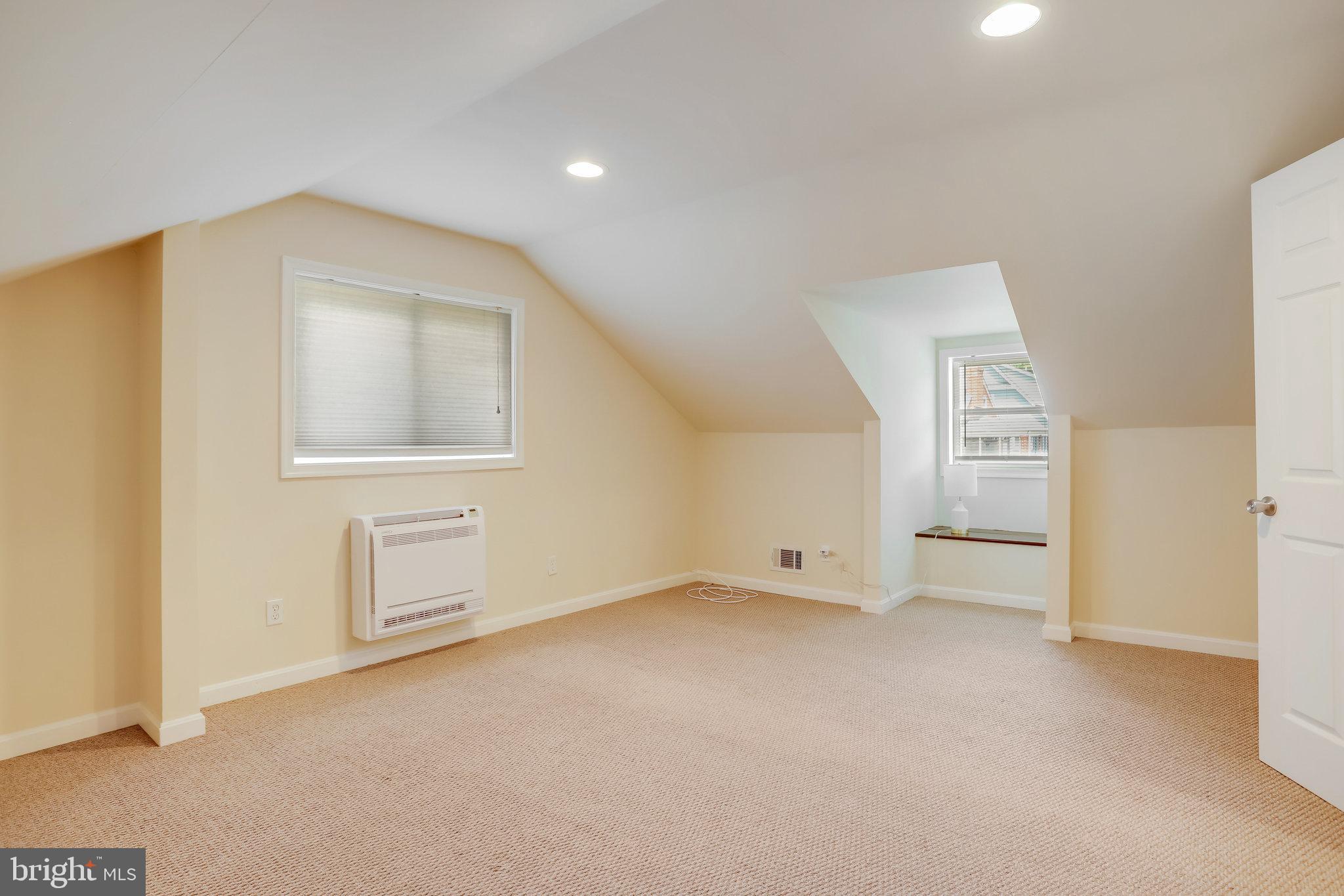 TAKOMA PARK - Residential