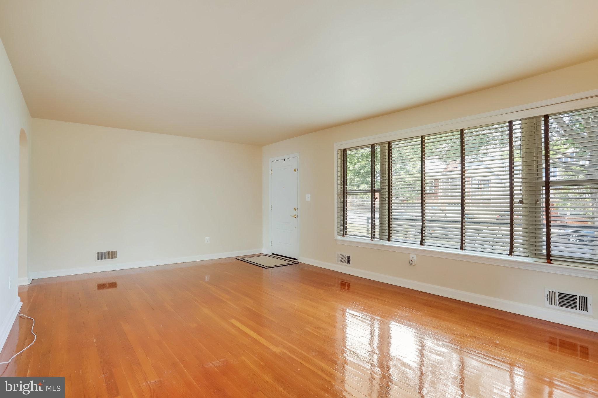 TAKOMA PARK - Residential