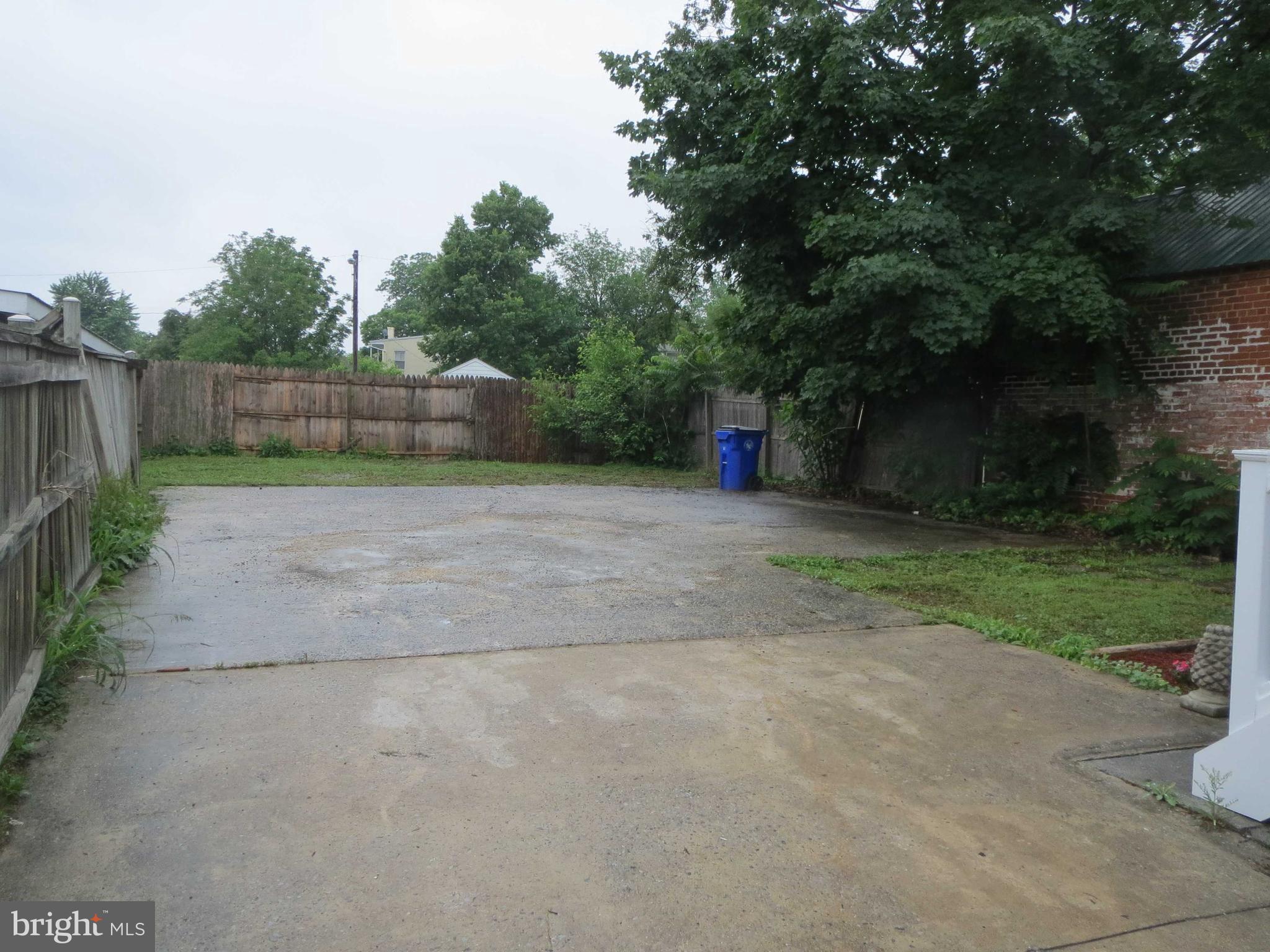 DOWNTOWN FREDERICK - Residential Lease