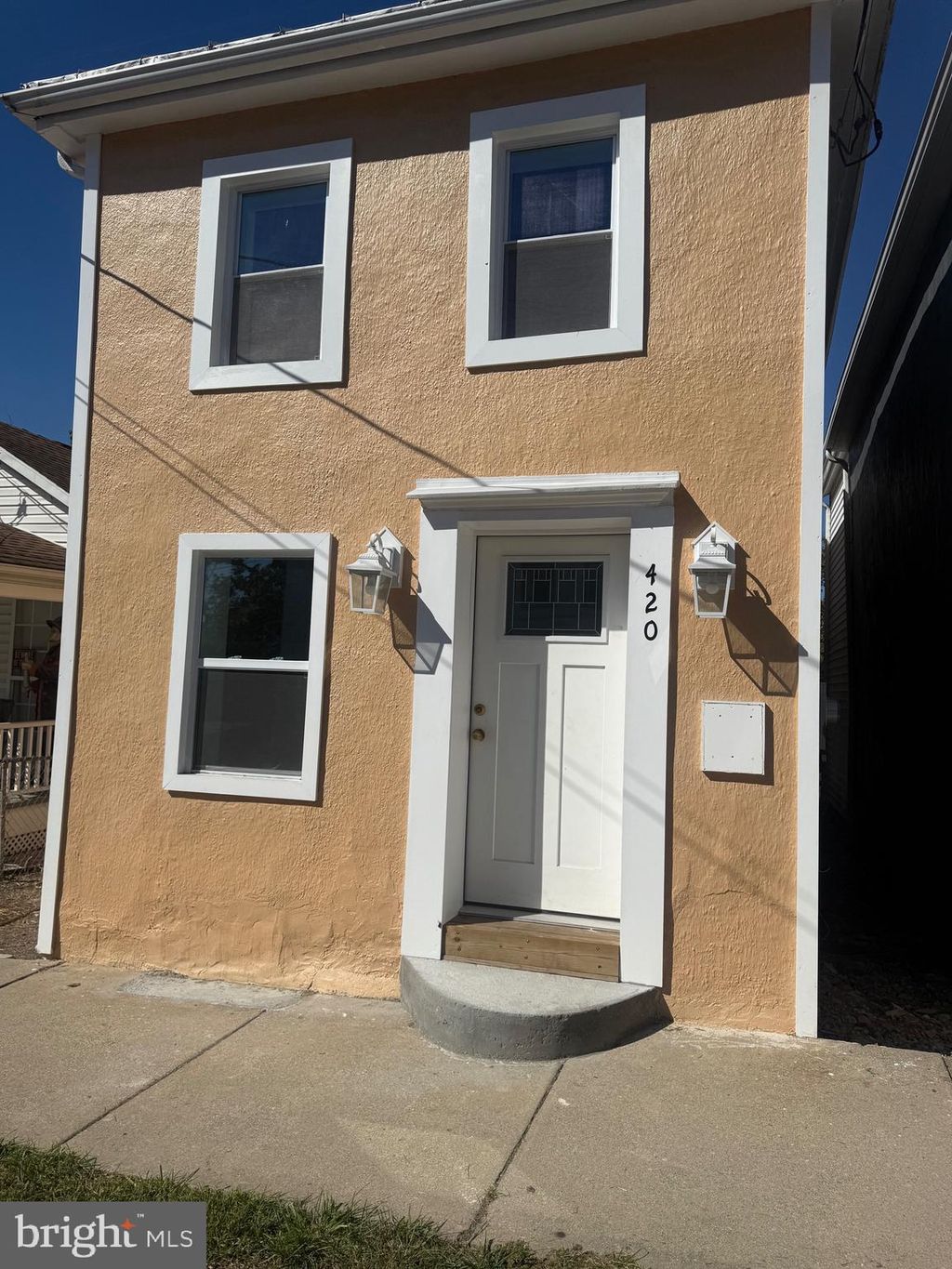 Photo of 420 W Washington Street, CHARLES TOWN, WV 25414 (MLS # WVJF2020146)