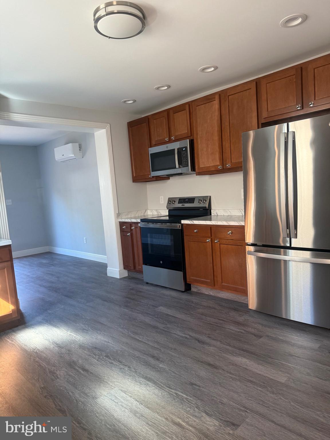 HISTORIC CHARLES TOWN - Residential