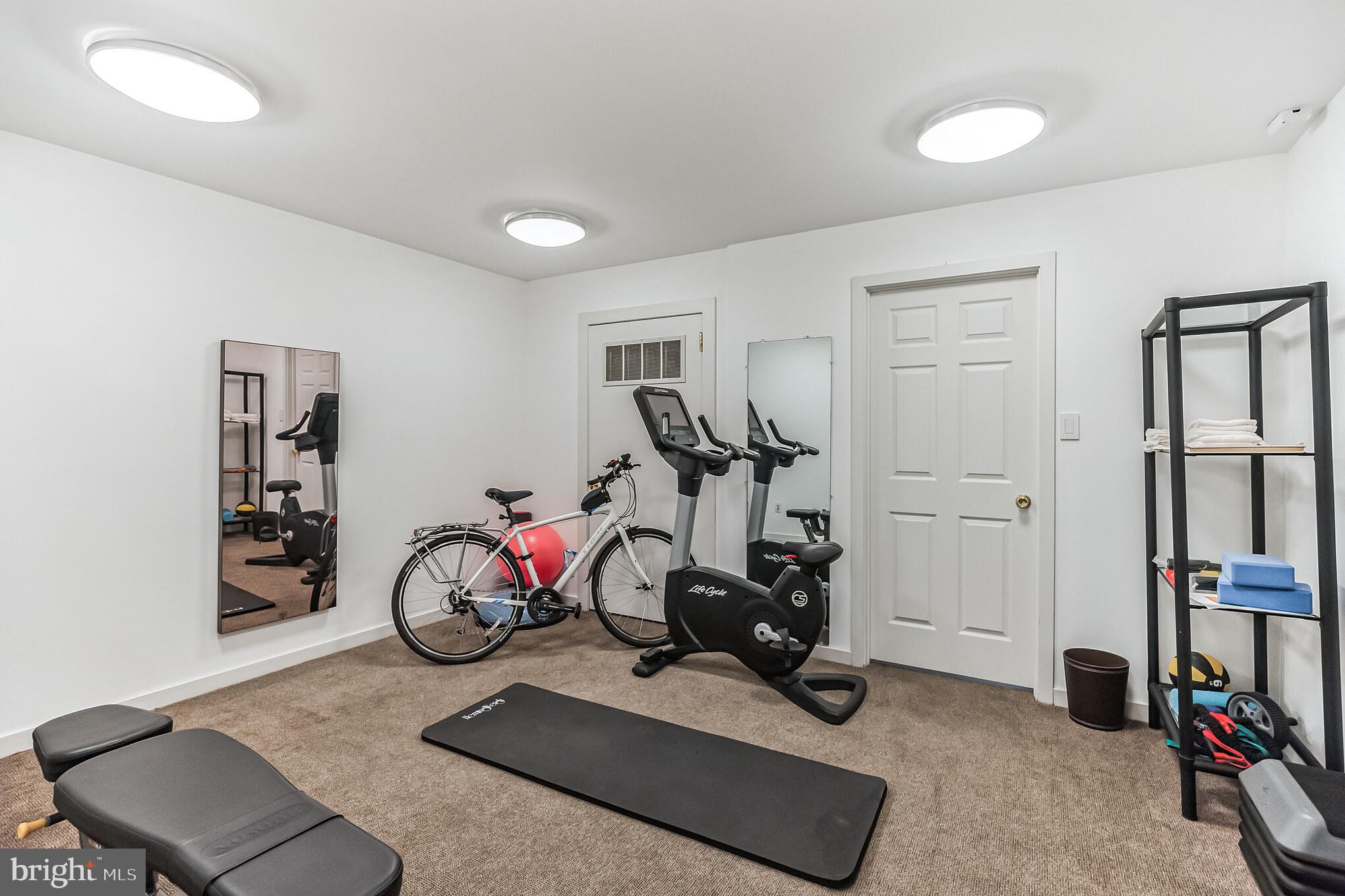 RITTENHOUSE SQUARE - Residential