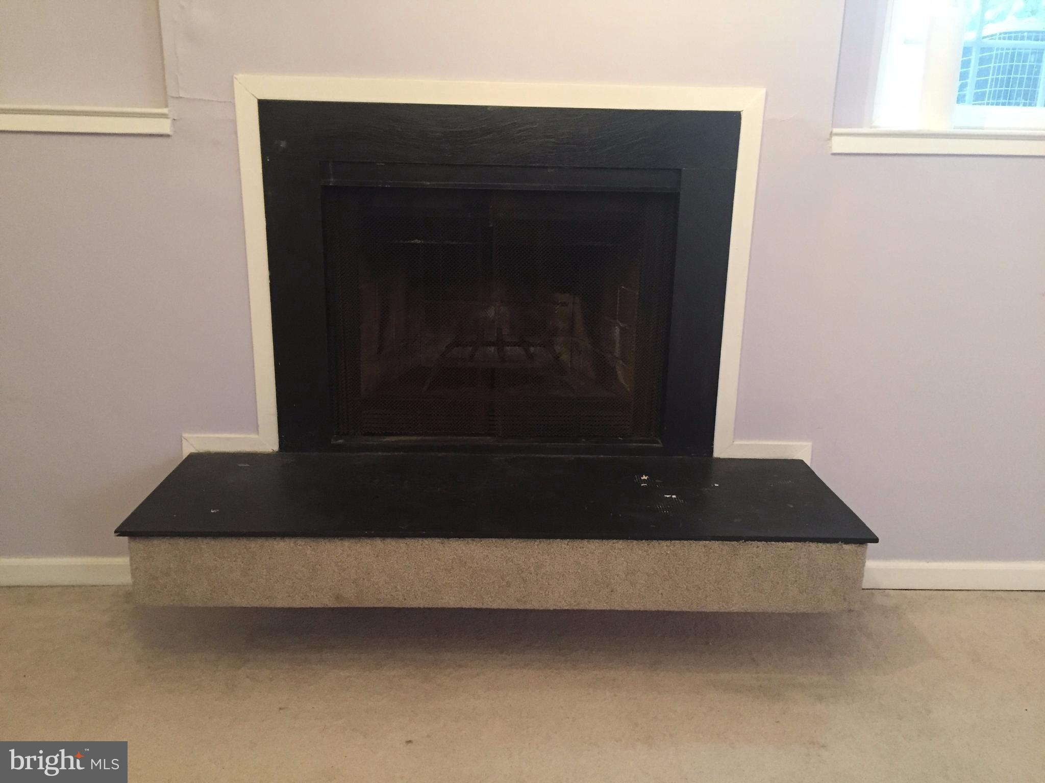 HUNTERS SQUARE - Residential Lease