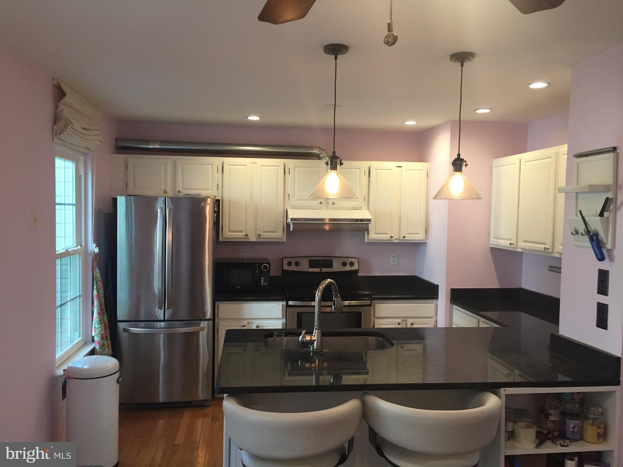 HUNTERS SQUARE - Residential Lease