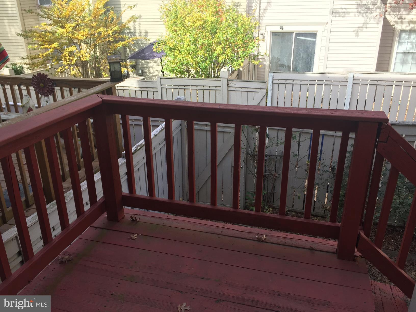 HUNTERS SQUARE - Residential Lease