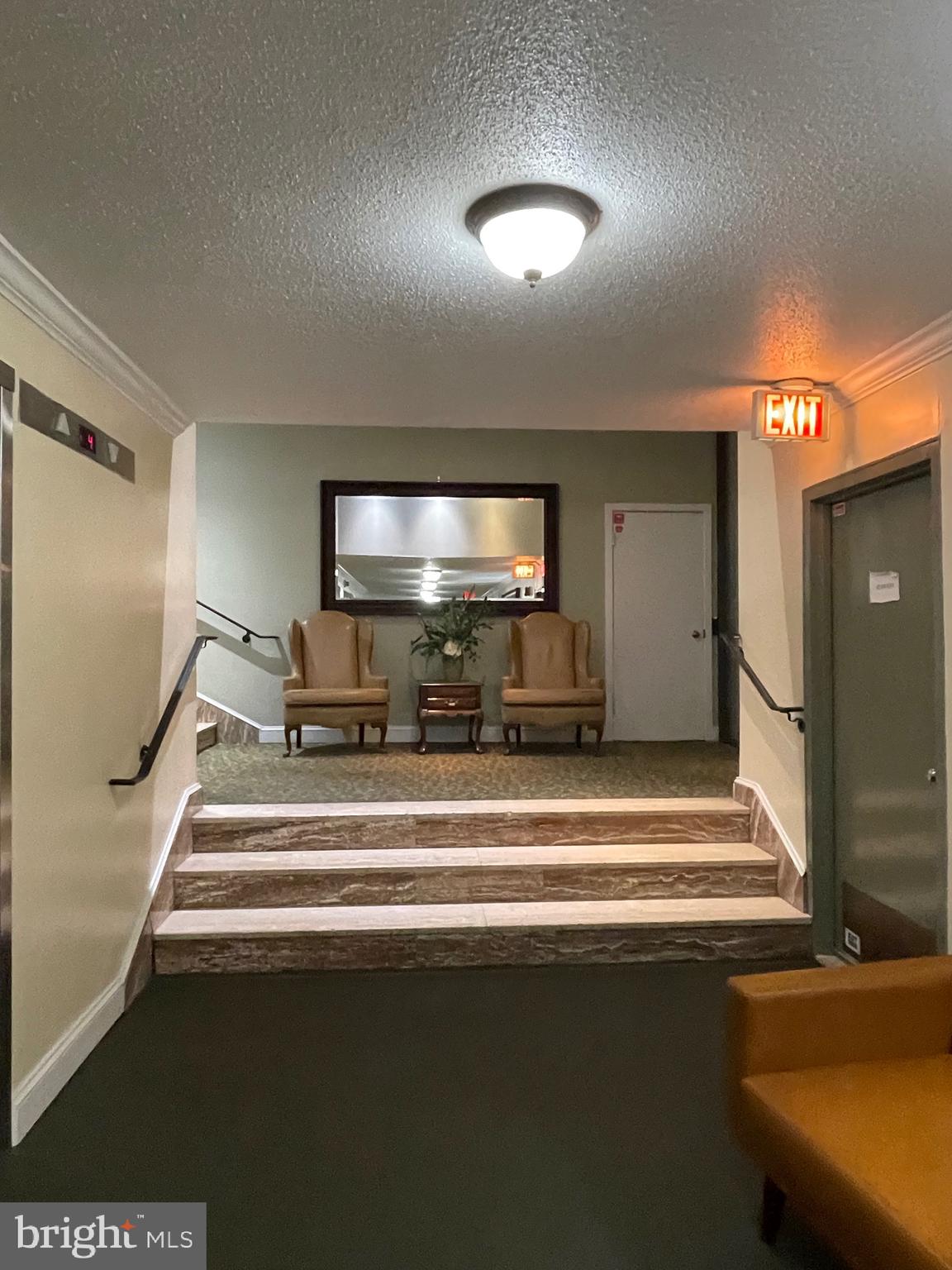 TOWERS IN WESTCHESTER PARK - Residential