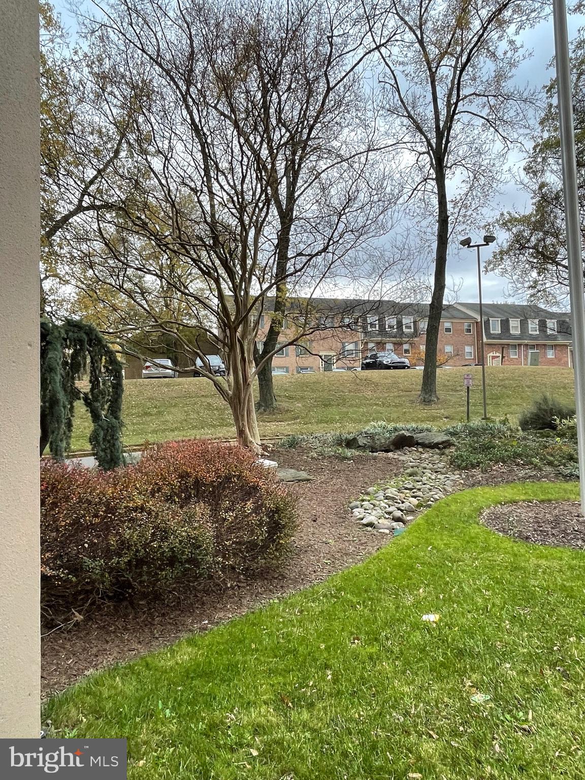 TOWERS IN WESTCHESTER PARK - Residential