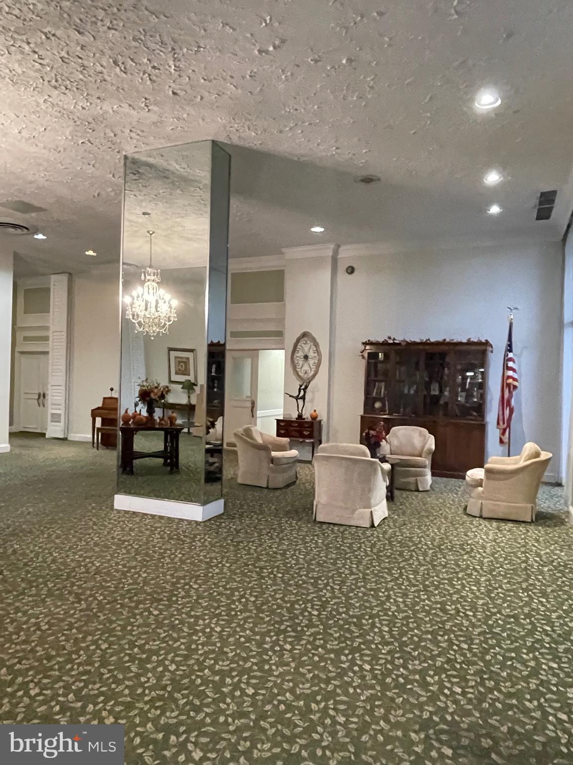 TOWERS IN WESTCHESTER PARK - Residential