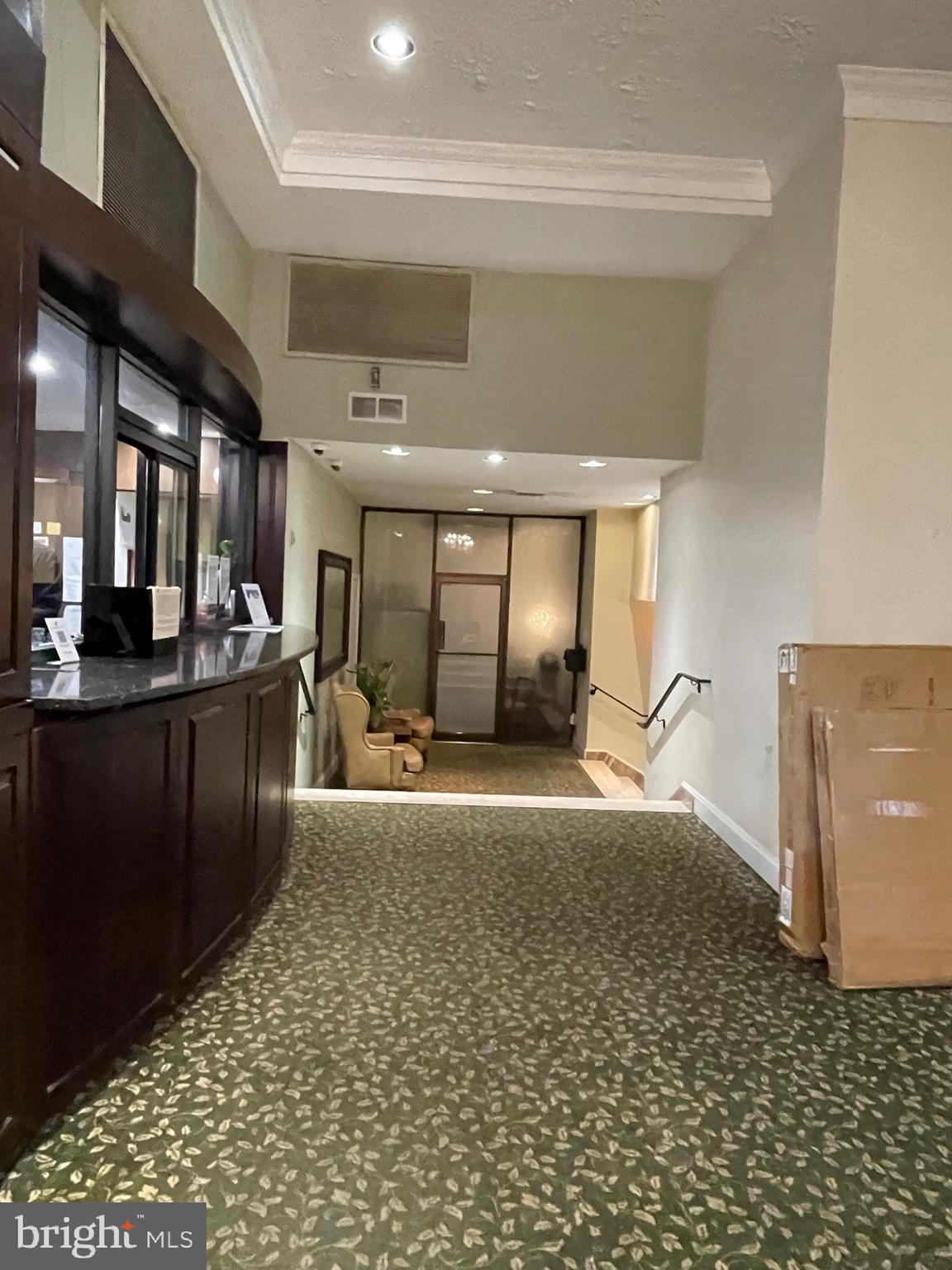 TOWERS IN WESTCHESTER PARK - Residential