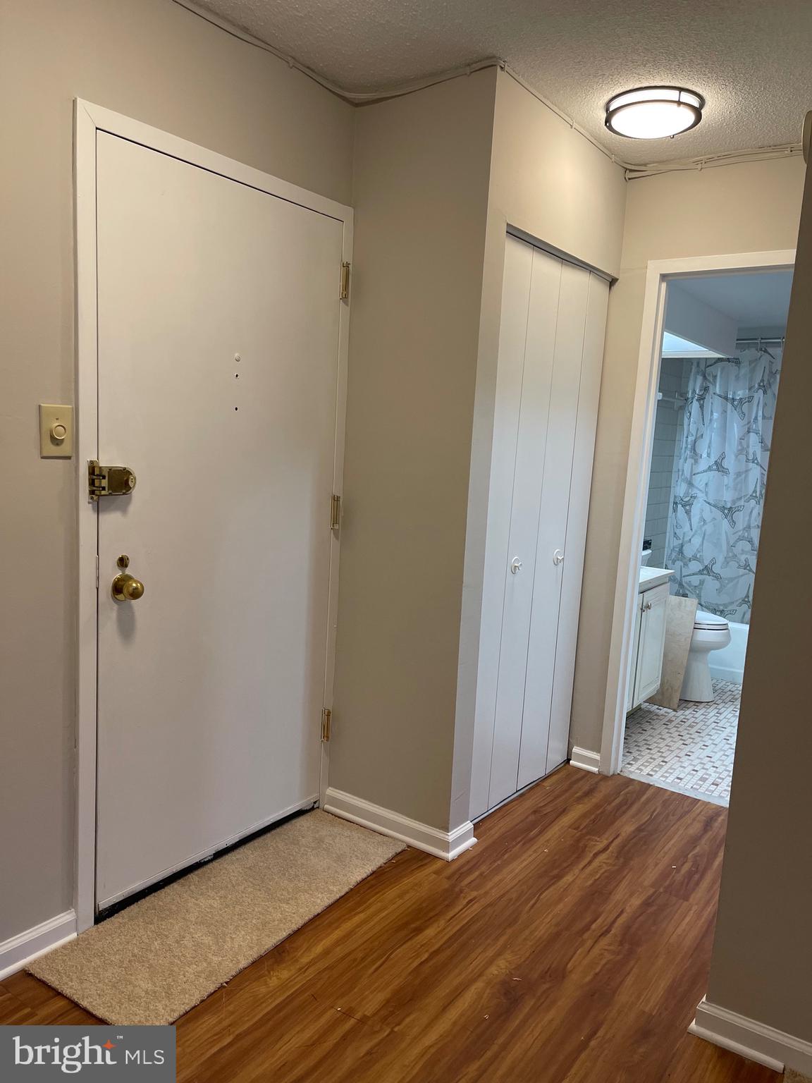 TOWERS IN WESTCHESTER PARK - Residential