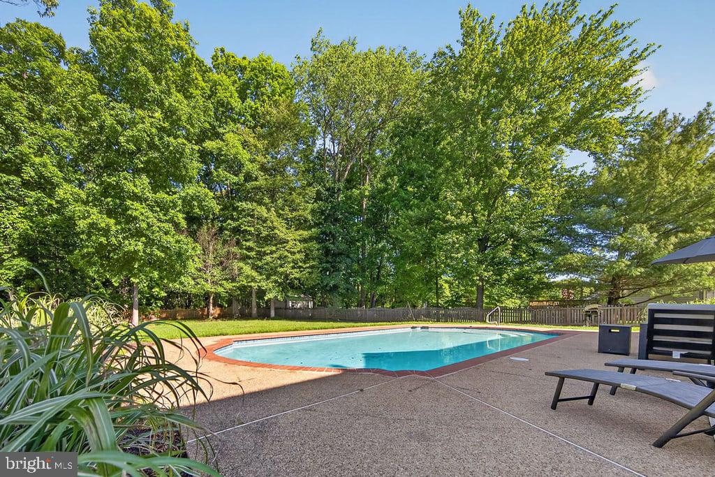 OAK VALLEY - Residential