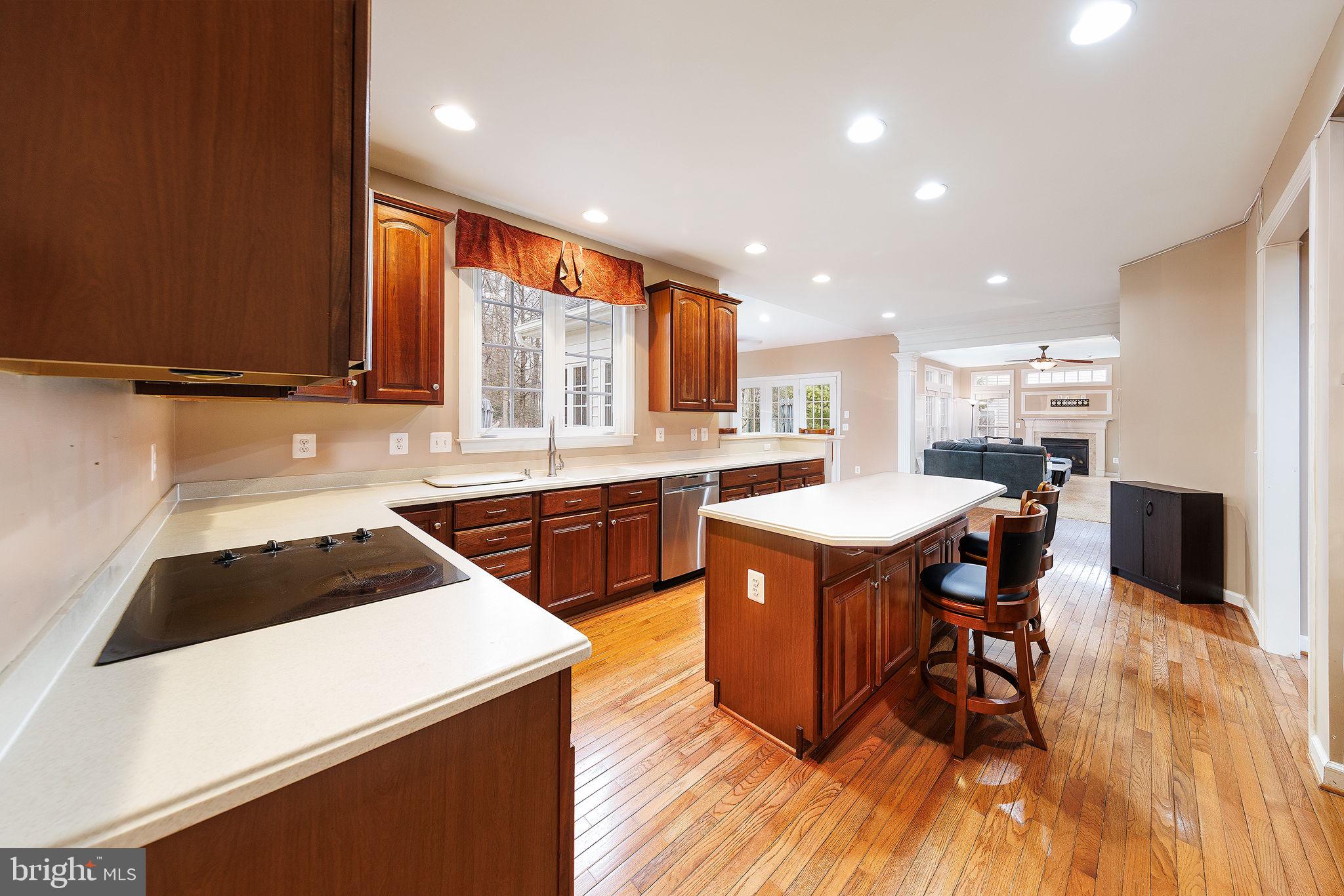 OAK VALLEY - Residential