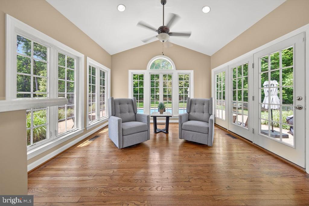 OAK VALLEY - Residential