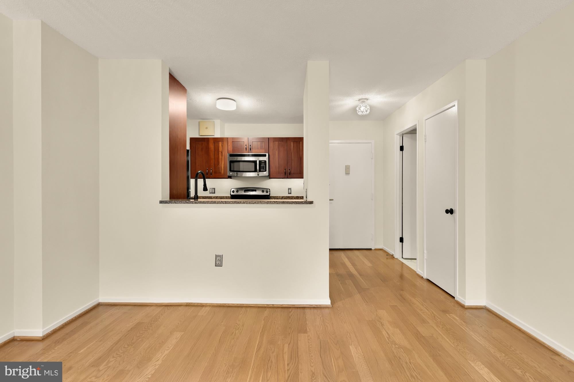 2320 WISCONSIN AVENUE NW 310