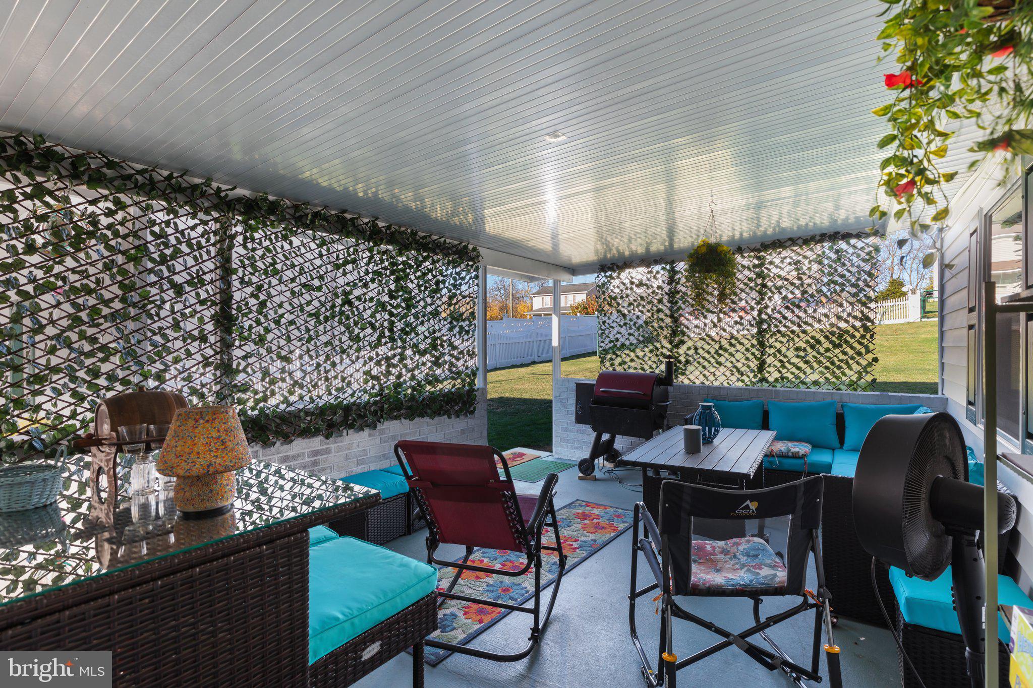 DAVIS STRASBURG - Residential