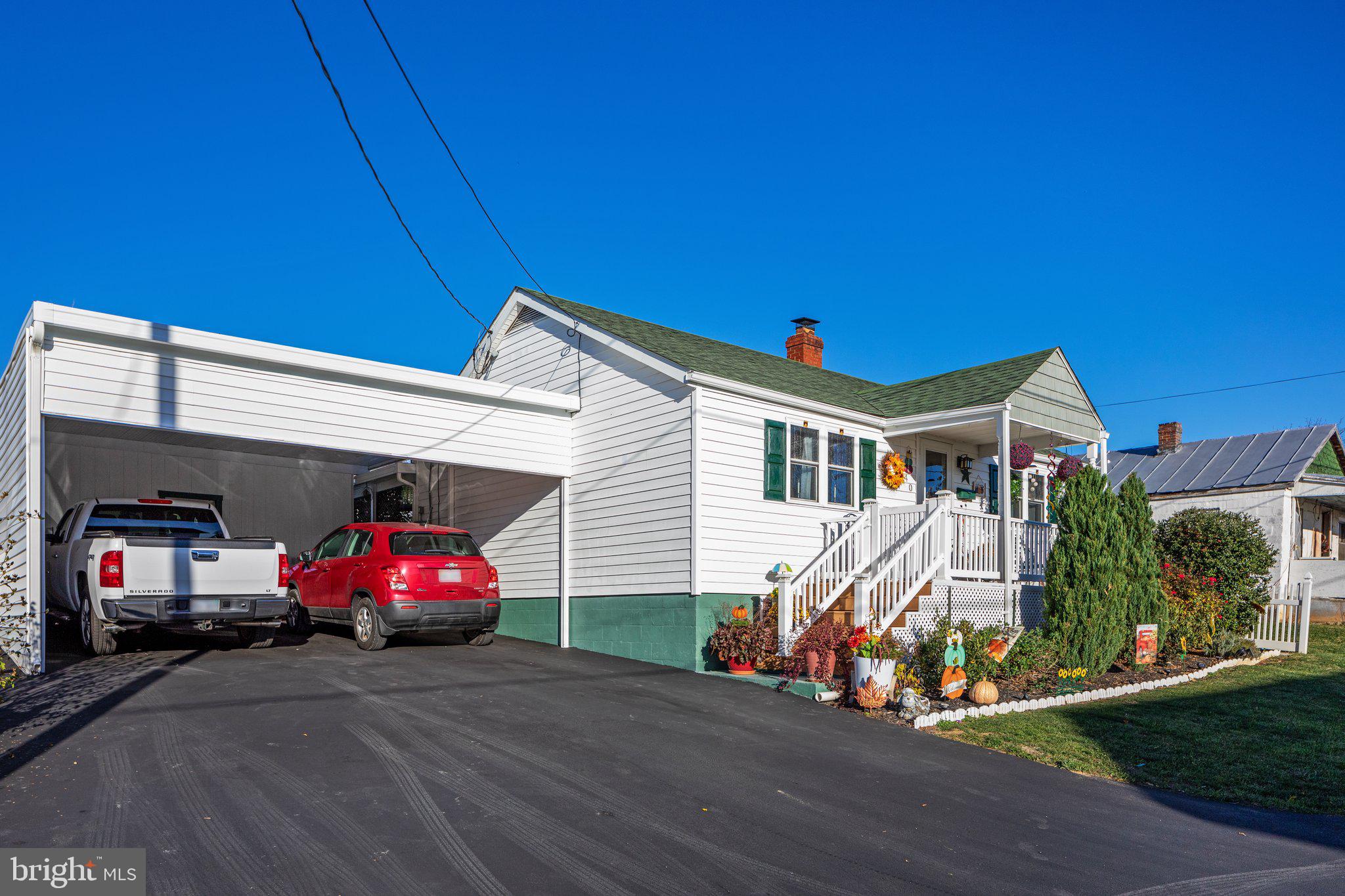 DAVIS STRASBURG - Residential