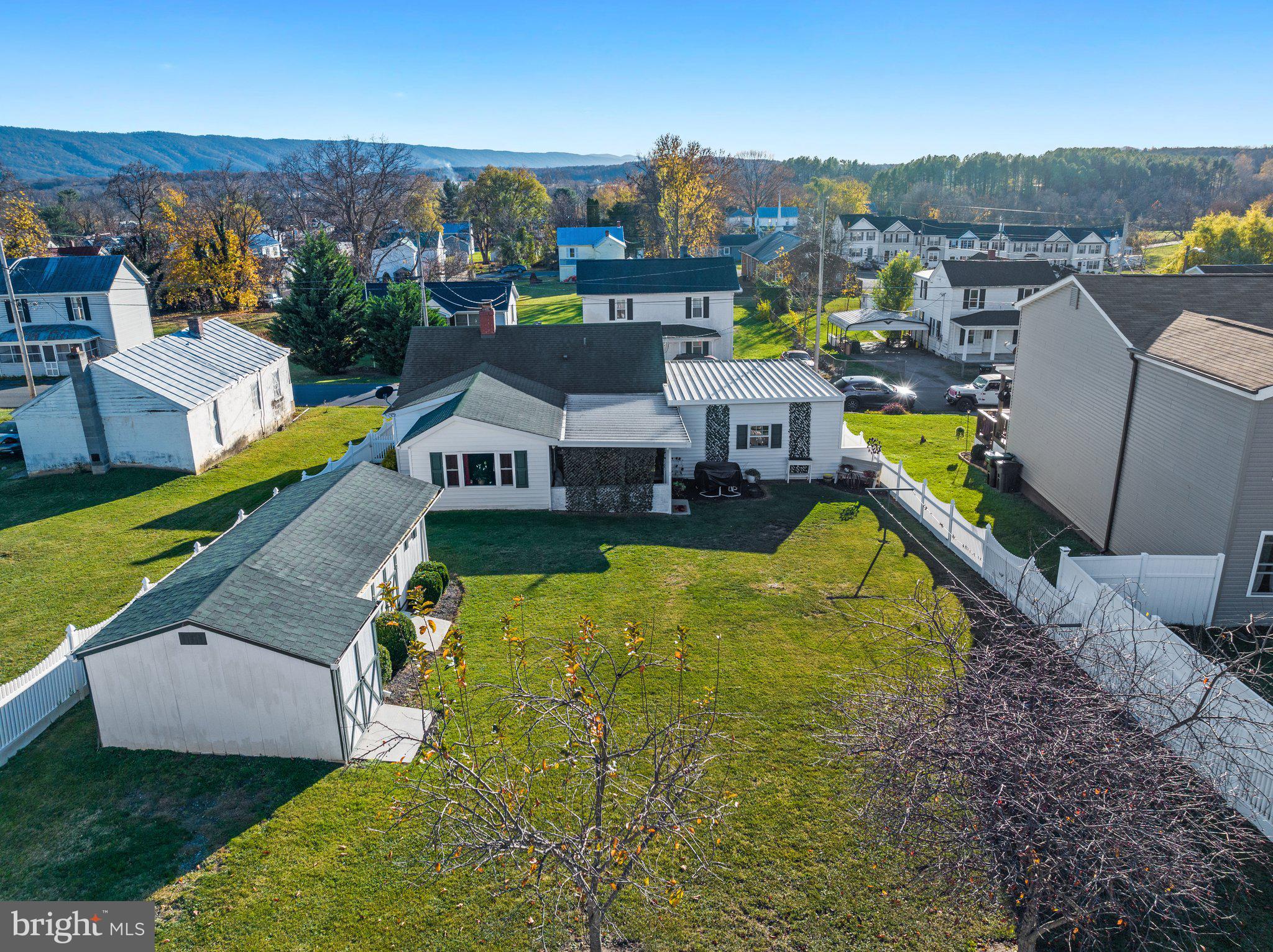 DAVIS STRASBURG - Residential