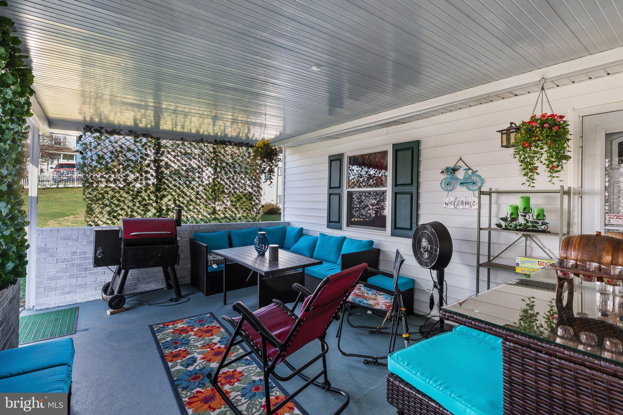 DAVIS STRASBURG - Residential