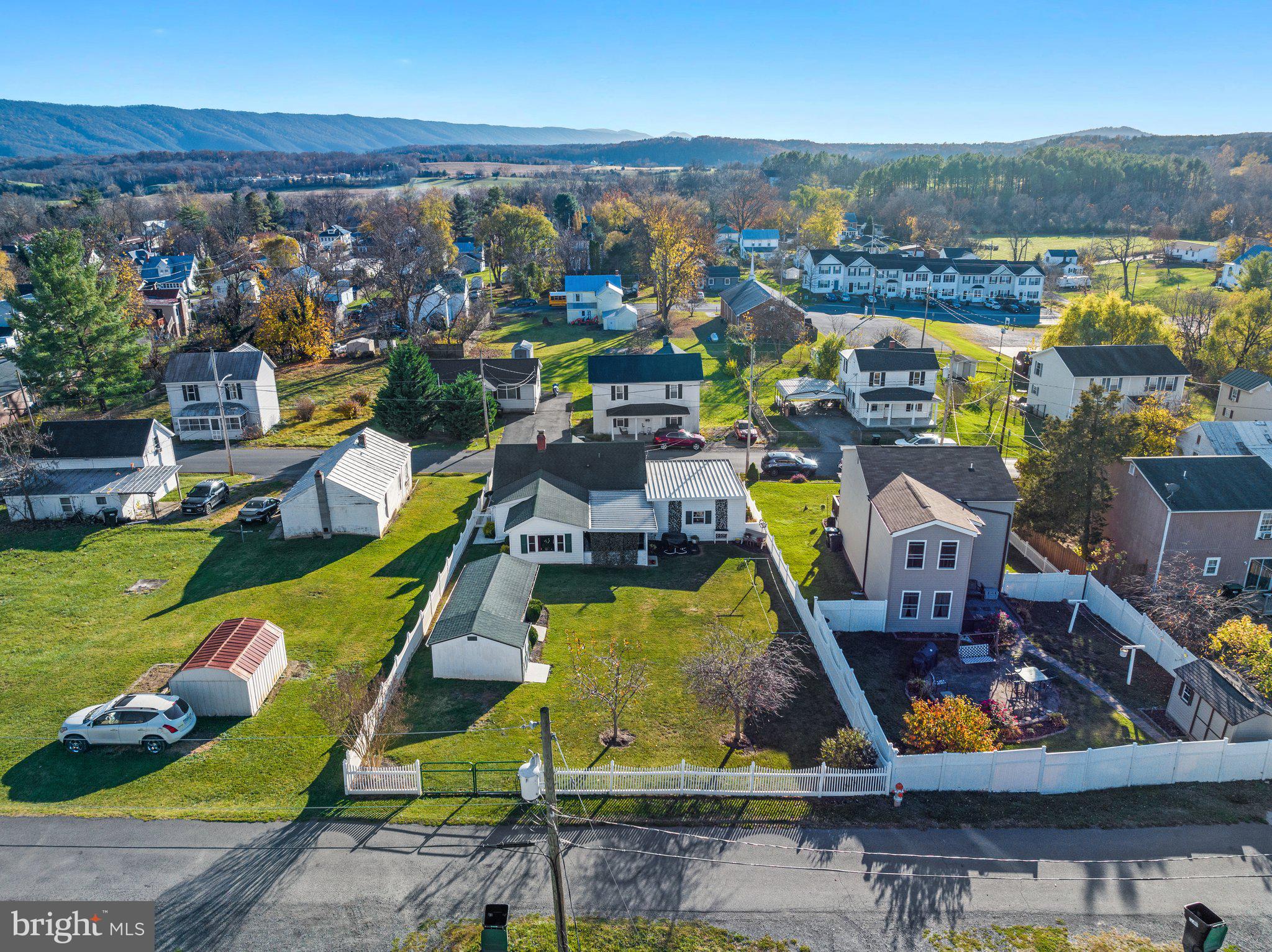 DAVIS STRASBURG - Residential
