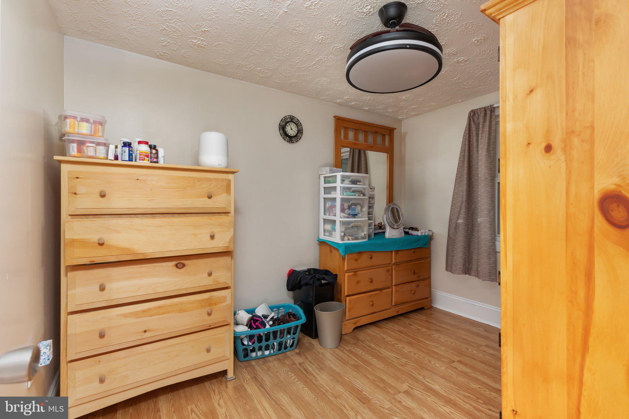 DAVIS STRASBURG - Residential