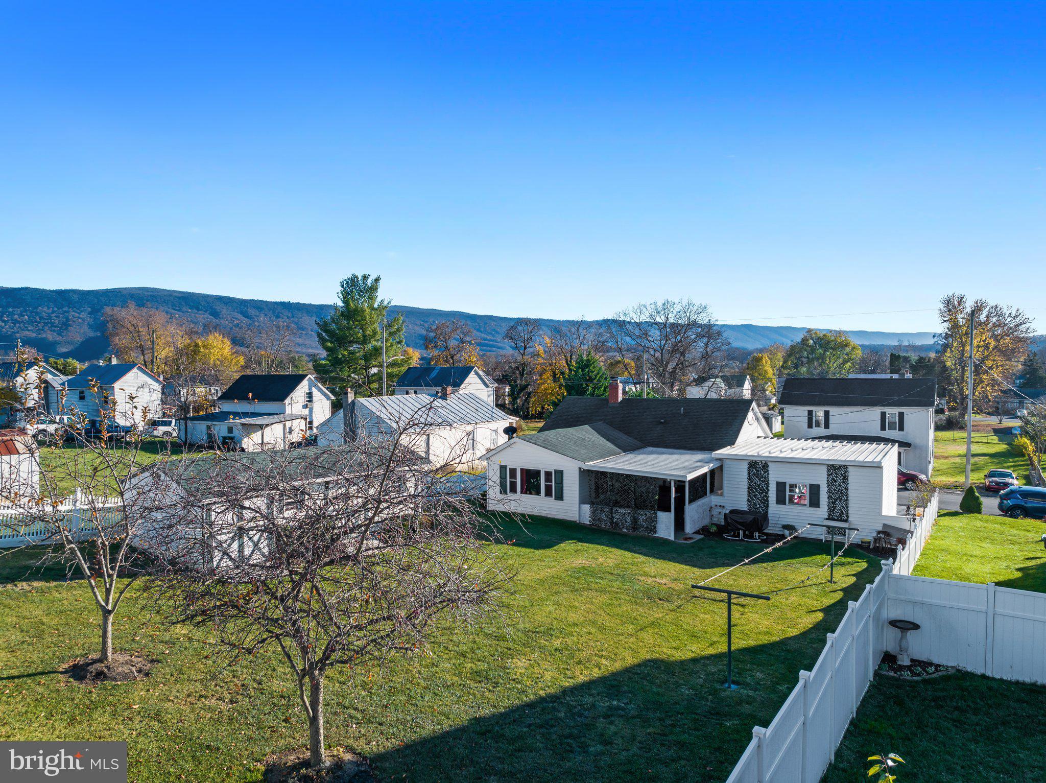 DAVIS STRASBURG - Residential