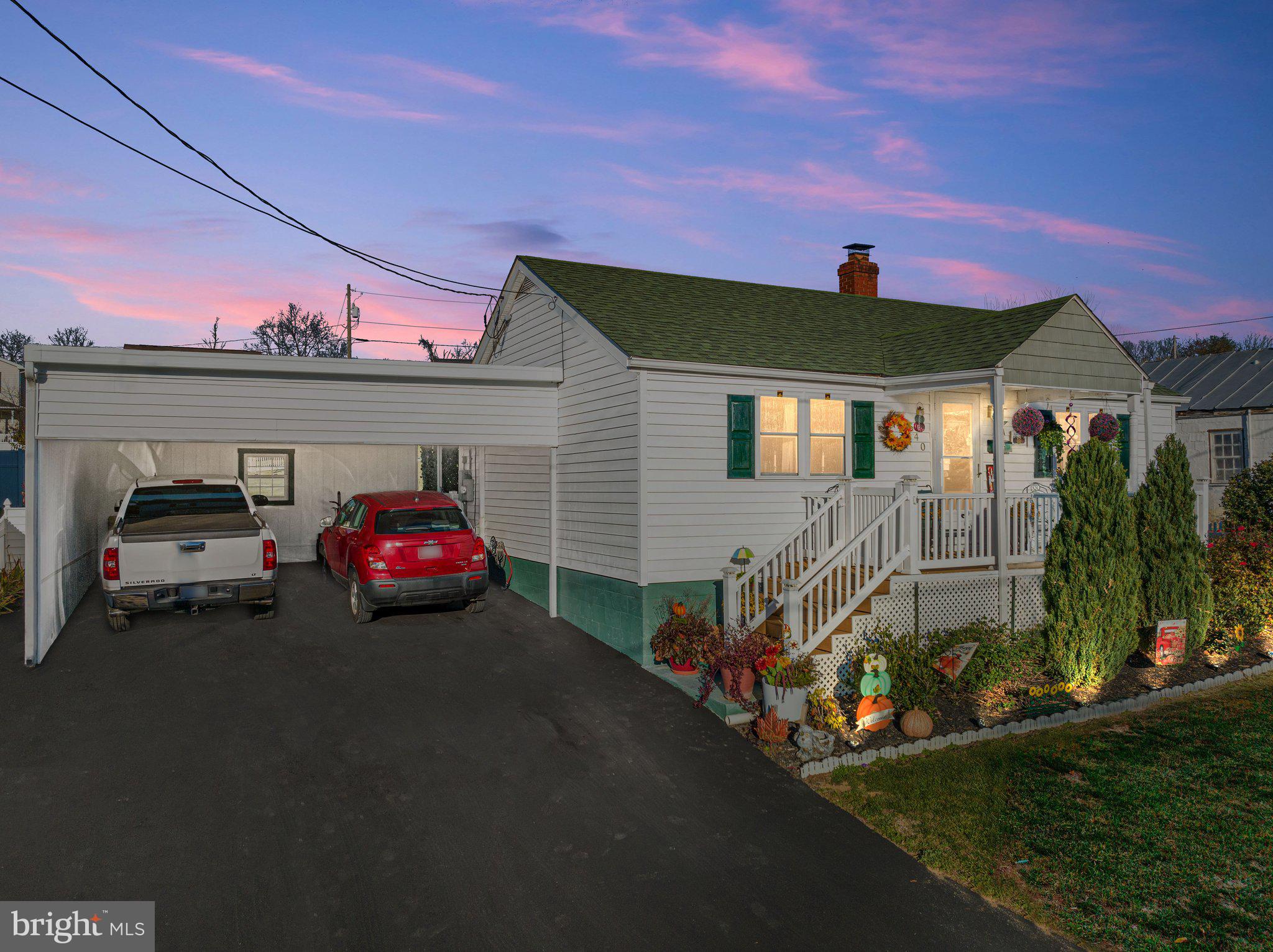 DAVIS STRASBURG - Residential