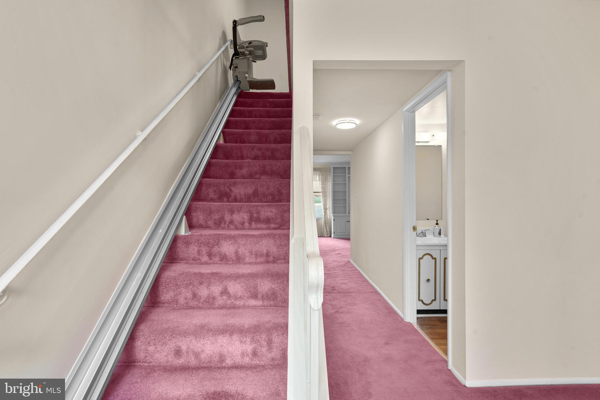 LEISURE WORLD - Residential