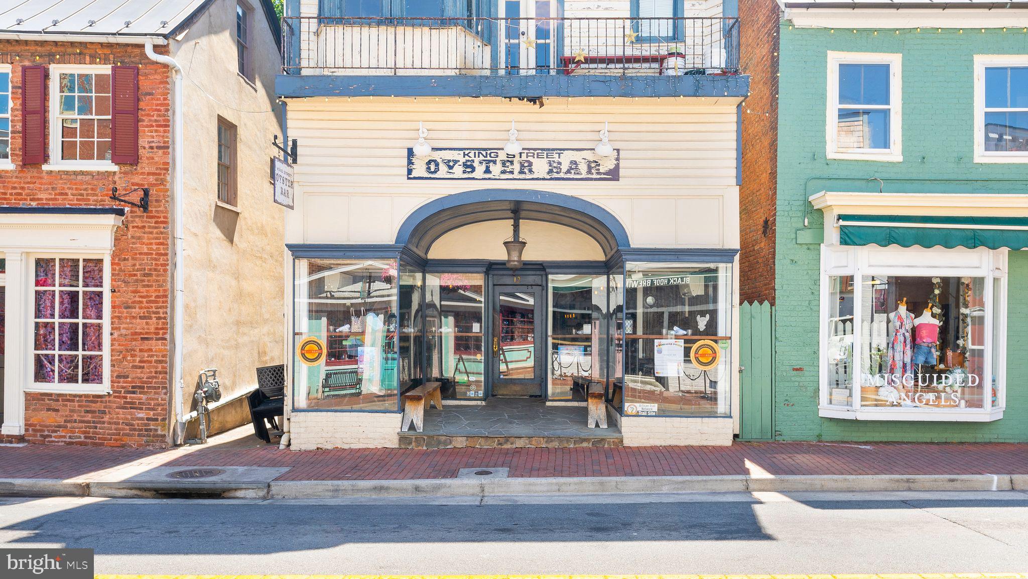 EXETER - Residential