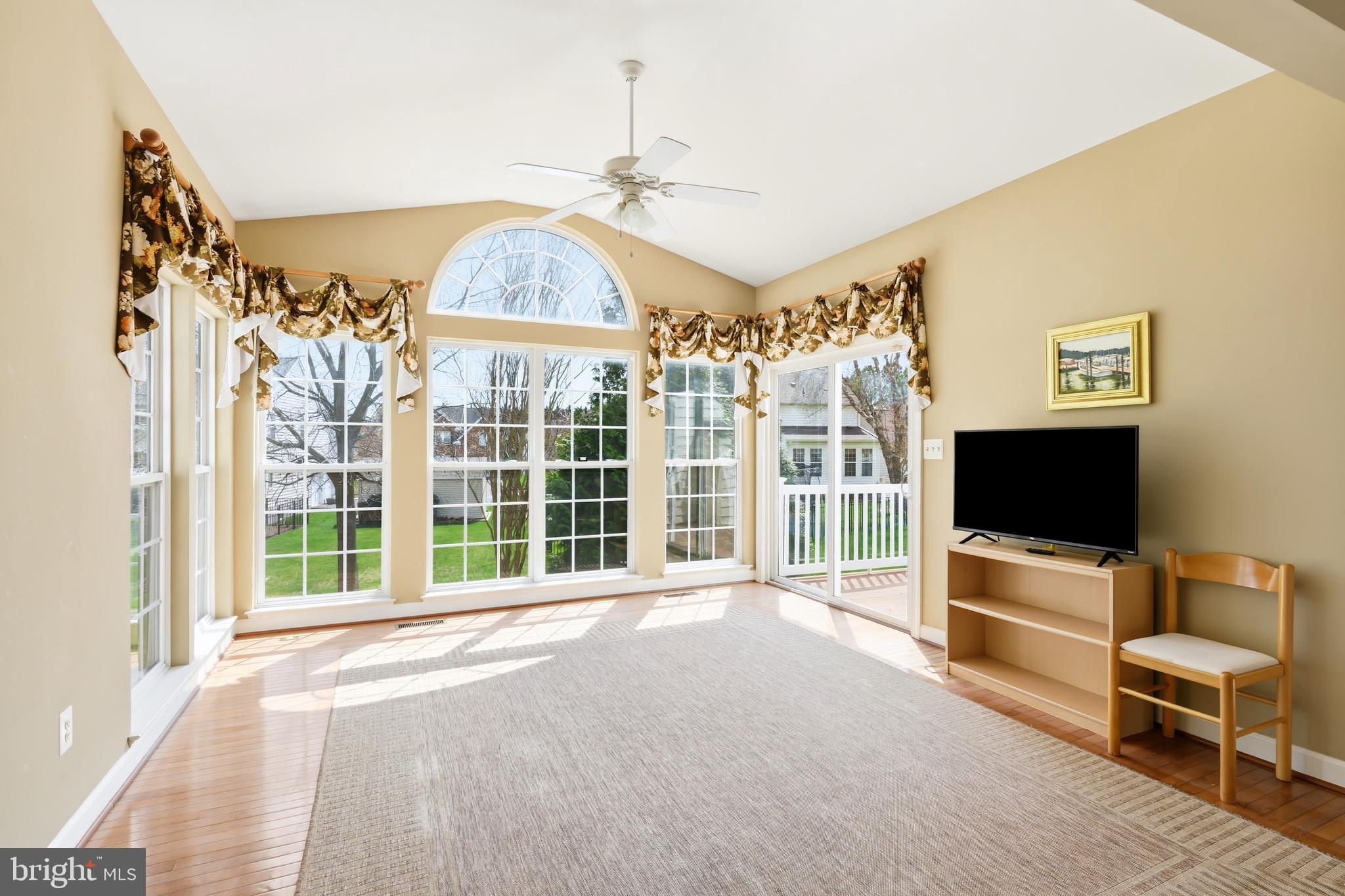 COVENTRY FARMS - Residential