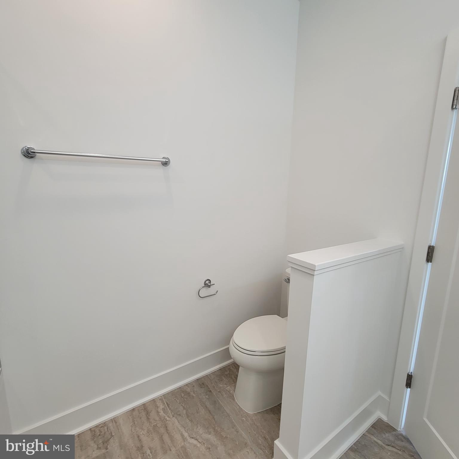 TYSONS RIDGE - Residential Lease