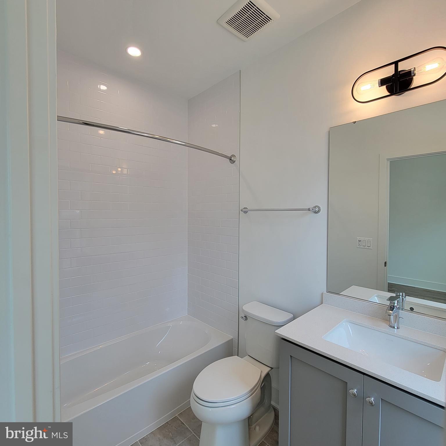 TYSONS RIDGE - Residential Lease