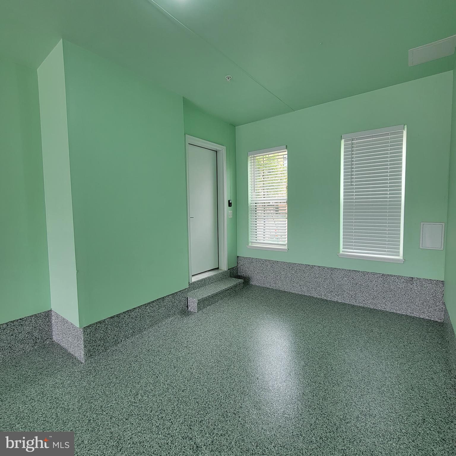 TYSONS RIDGE - Residential Lease