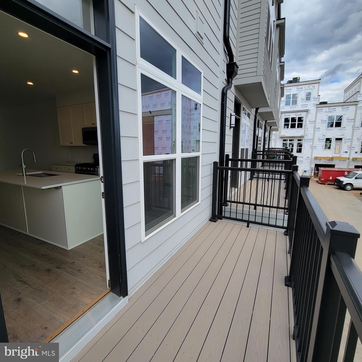 TYSONS RIDGE - Residential Lease